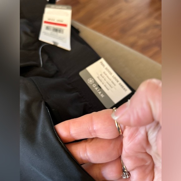 Gaiam Go The Distance women’s woven black jogger w/front pockets NWT Sz-S. A12 - Picture 6 of 13